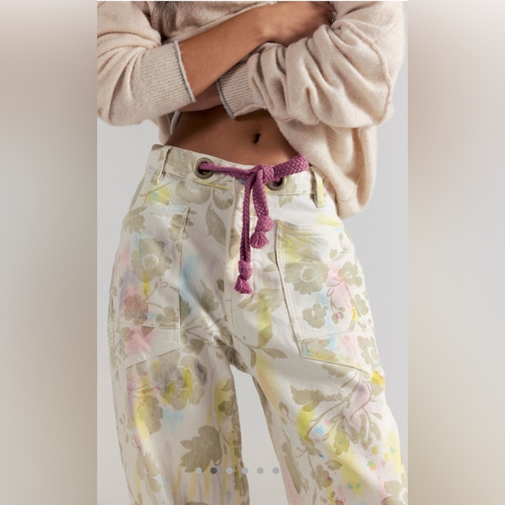 NWT we the free Moxie flocked barrel jeans 28 ivory floral oversized baggy - Picture 3 of 10